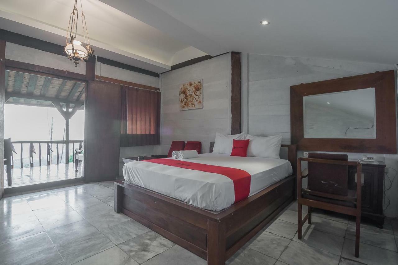 Hotel Reddoorz @ 2 2*